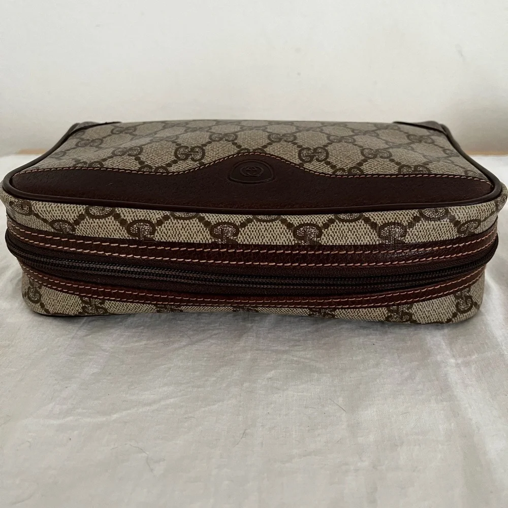 Vintage Gucci GG Supreme Cosmetic Clutch Accessory Collection Late 70s-Early 80s